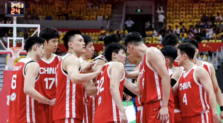 中国男篮VS卡塔尔！赛前带来中国男篮赵继伟、胡明轩、杨瀚森、王俊杰以及卡塔尔男篮的最新消息